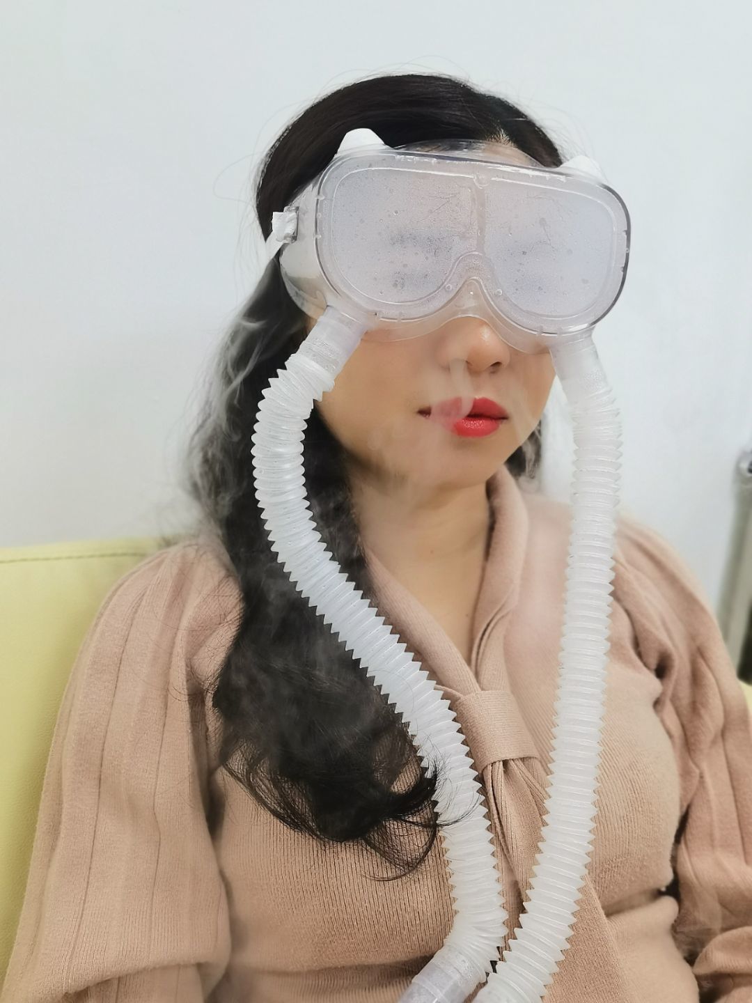 眼睛干澀、疲倦、刺痛……注意了！“干眼癥”可能找上你了！